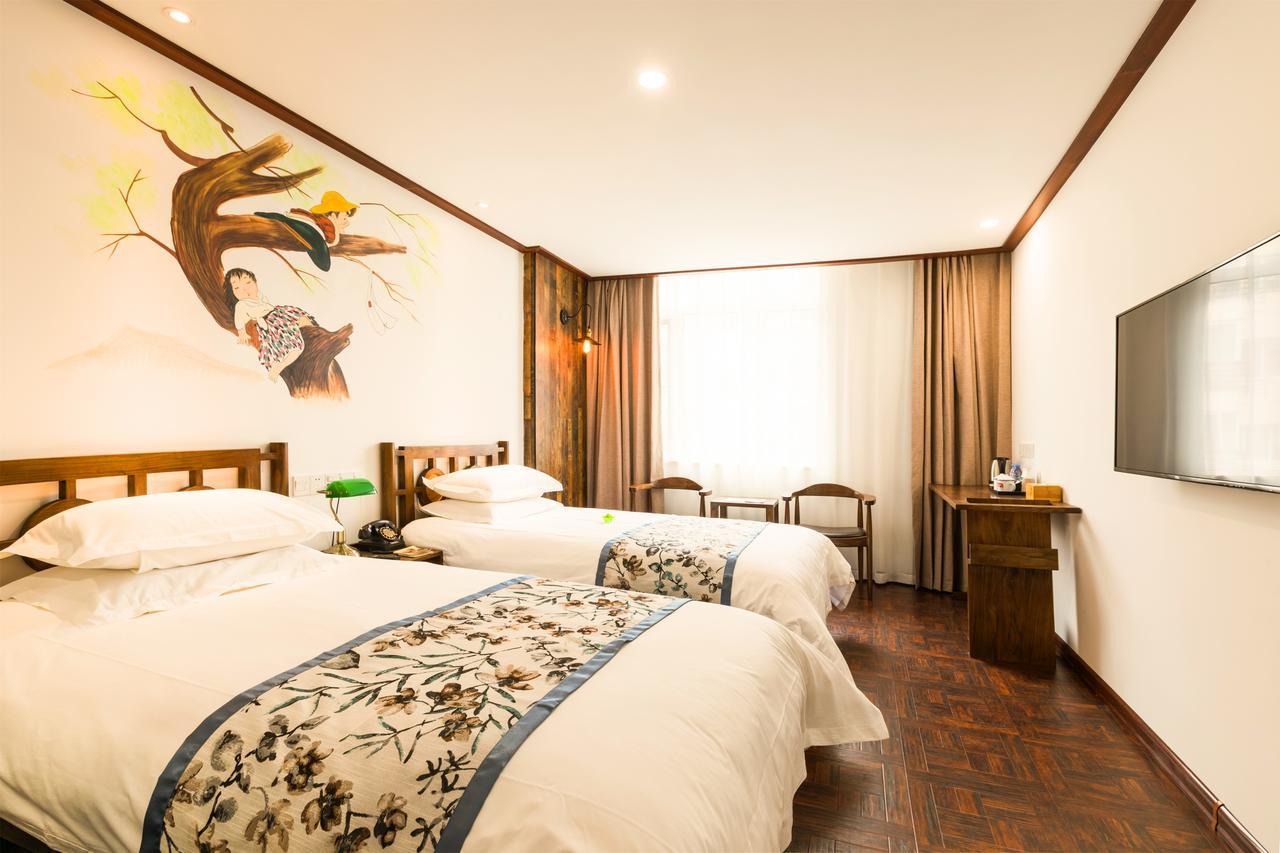 Nostalgia Hotel Near Tianjin Polar Ocean Word- Tianjin Fonte Joy World, 10 Minutes Drive Away From Tianjin Tanggu High-Speed Railway Station, Free Ice-Cream, Mineral Water, Snacks And Laundry Service, English Communication Well 외부 사진