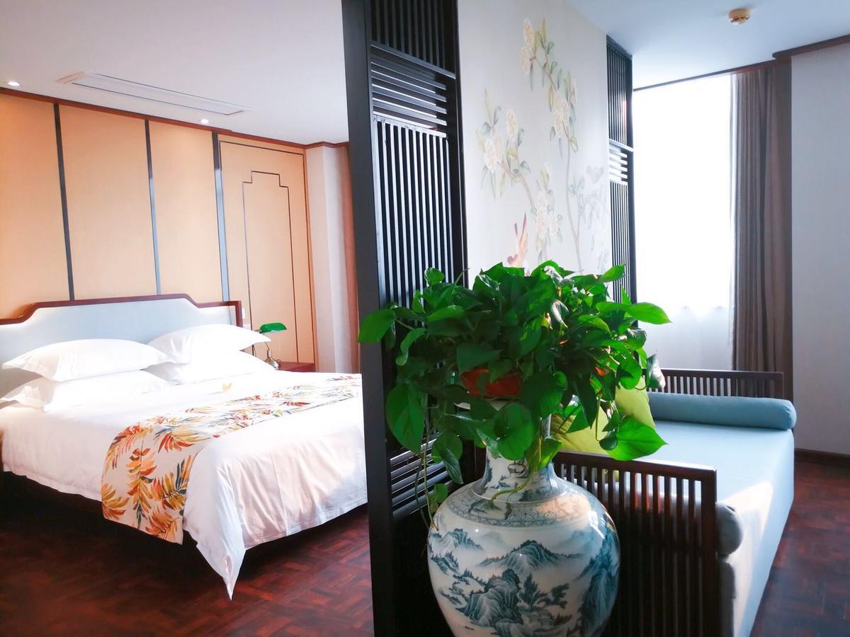 Nostalgia Hotel Near Tianjin Polar Ocean Word- Tianjin Fonte Joy World, 10 Minutes Drive Away From Tianjin Tanggu High-Speed Railway Station, Free Ice-Cream, Mineral Water, Snacks And Laundry Service, English Communication Well 외부 사진